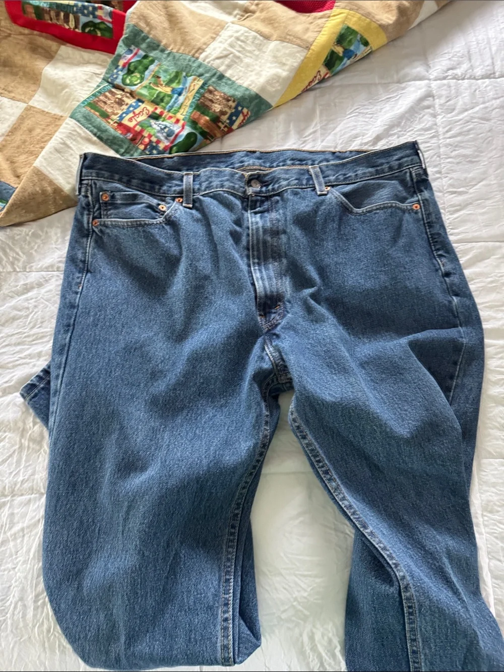 Levi's Men's Dark Blue Relaxed Fit Jeans